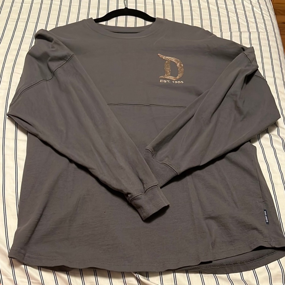 Disneyland Gray Grey Long Sleeve Spirit Tee Size M Medium